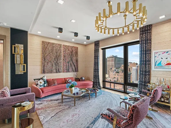 200 E 21st St APT 19A, New York, NY 10010