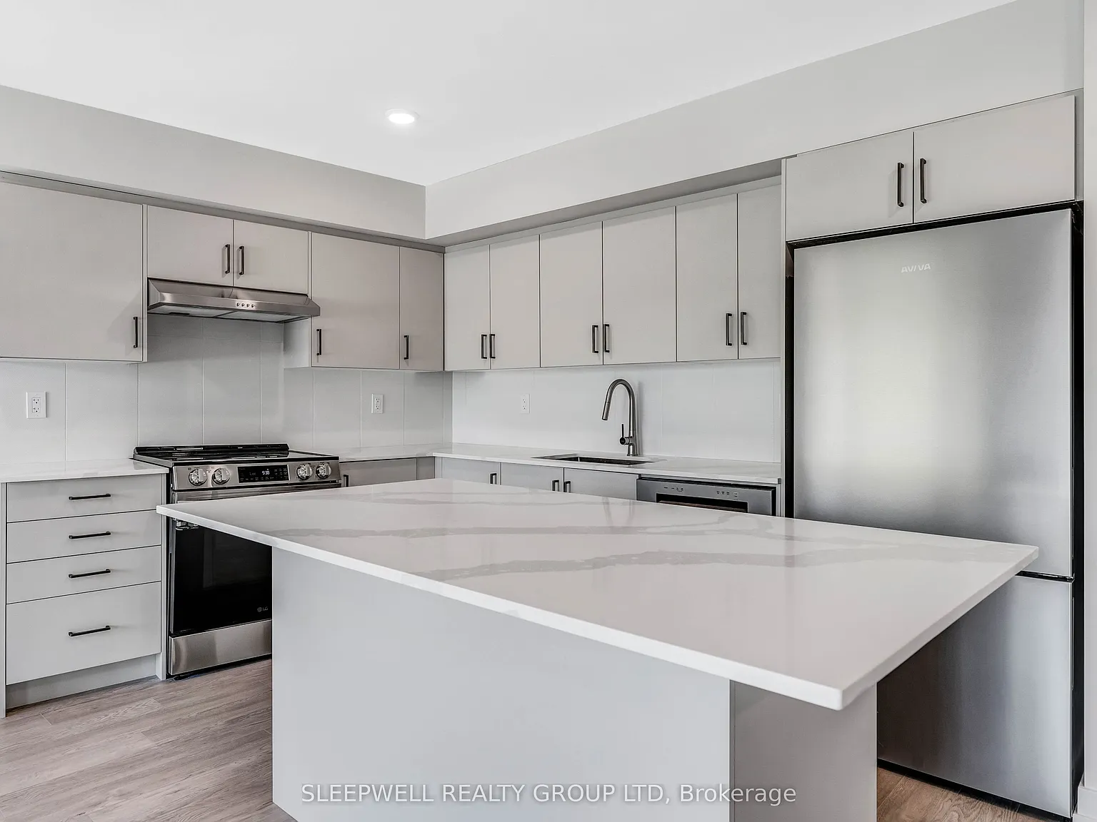 2 bed, $2,800 — Photo 3