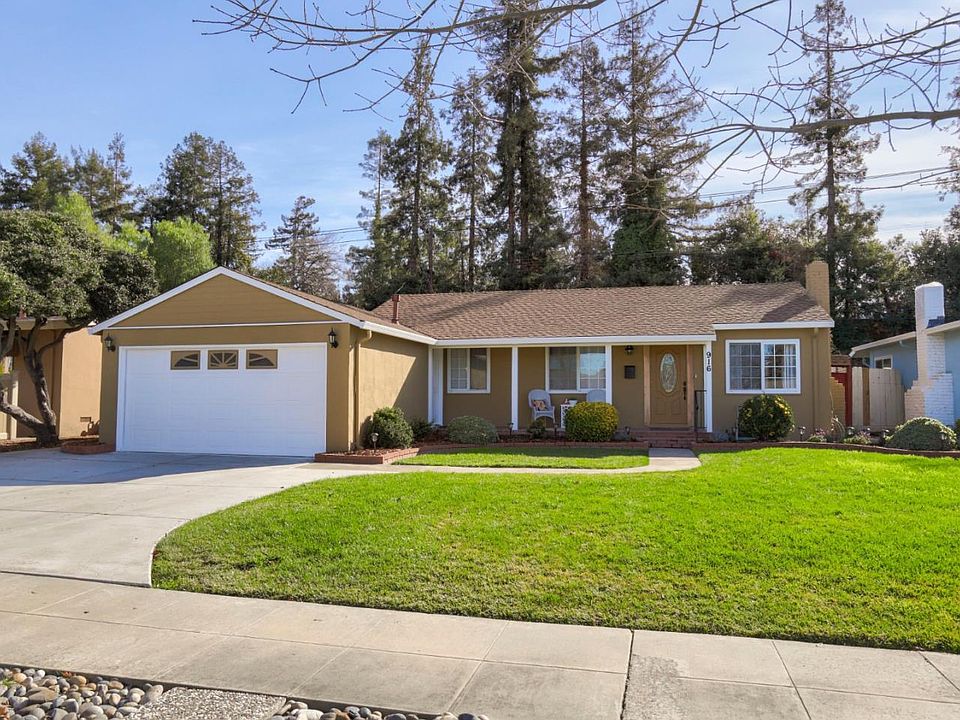 1st image of 916 Tamarack Ave