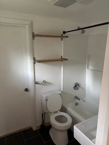 407 S 10th Ave — Photo 9
