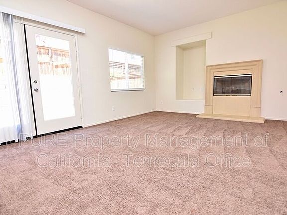 4th image of 28300 Crosby St