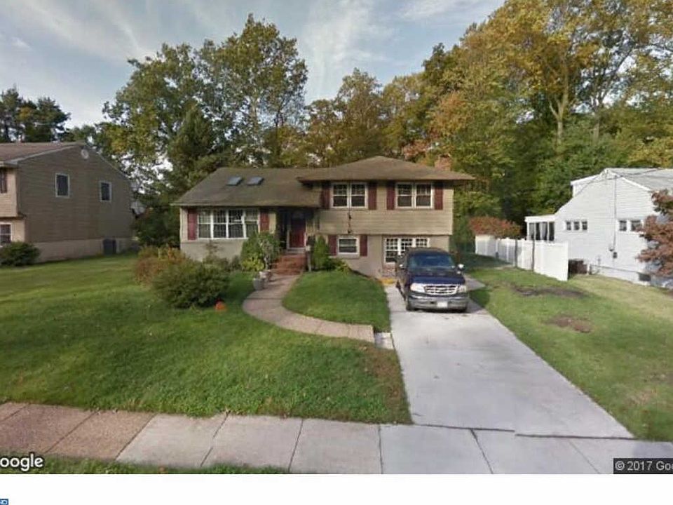1st image of 18 Cooper Dr