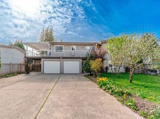 3095 Royal St, Abbotsford, BC V2T 2J1