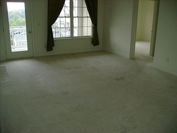 2nd image of 102 N RIDGE