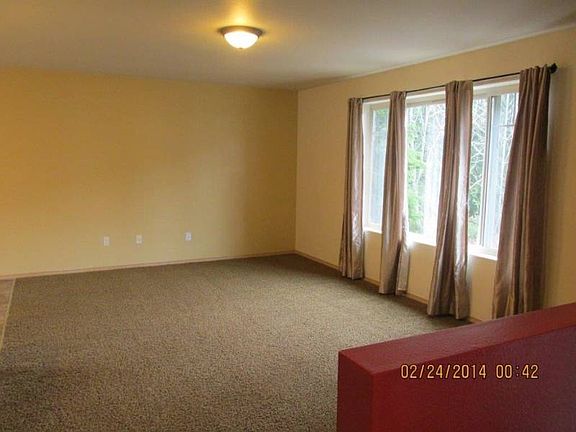 2nd image of 2650 Connecticut Pl E