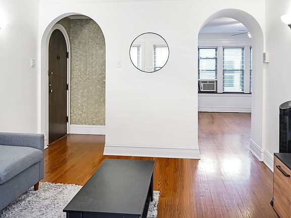 5th image of 4215 N Kedvale Ave APT 2K