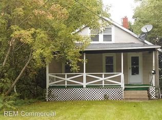 1165 Bittaker St, Akron, OH 44306