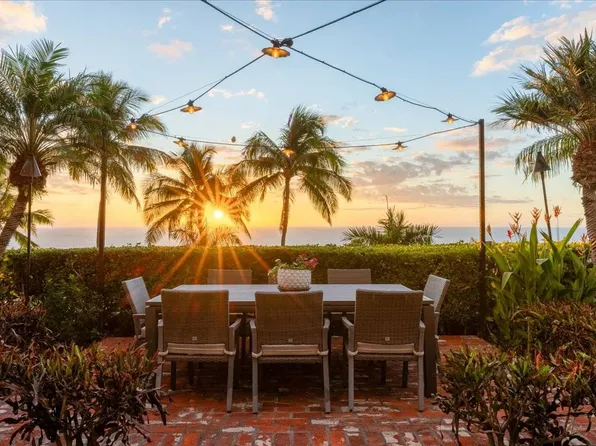 78-7036 Ola Mau St, Kailua Kona, HI 96740