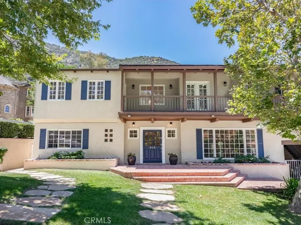 19 Roundup Rd, Bell Canyon, CA 91307