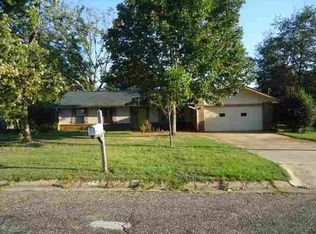 705 Melbourne Dr, Enterprise, AL 36330