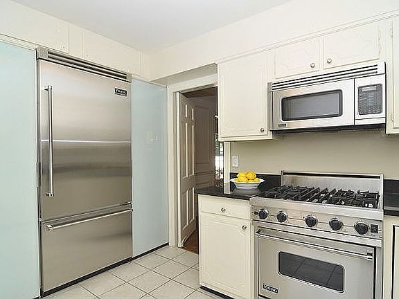 Kitchen with Upates