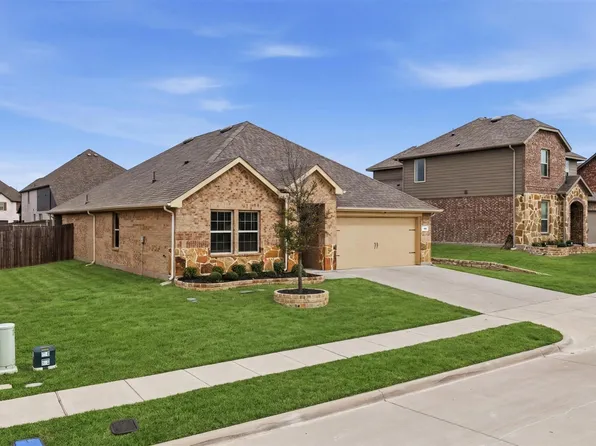 210 Gatecrest Dr, Fate, TX 75087