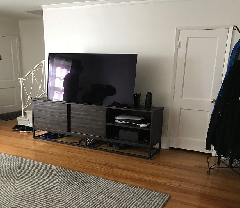 Living Room facing West