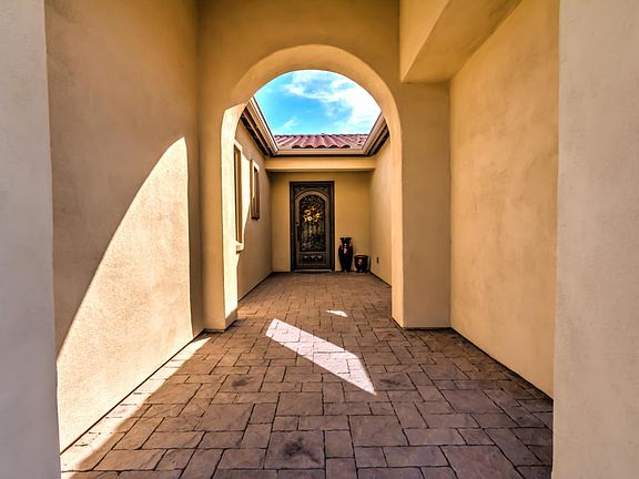 4th image of 4423 S Huachuca Way