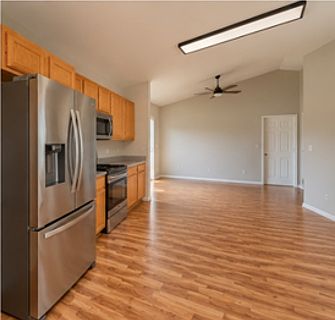 5th image of 6432 Gossamer St