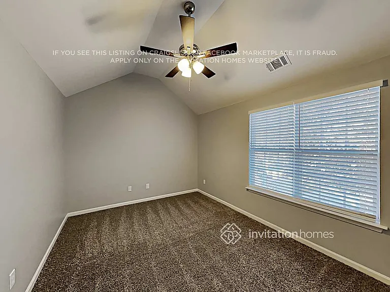 904 Grass Hollow Ct — Photo 12