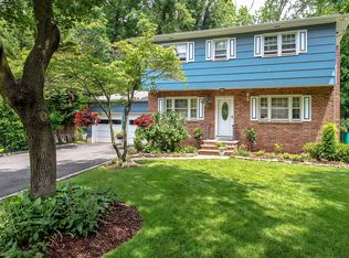 10 Azalea Ct, North Plainfield, NJ 07060