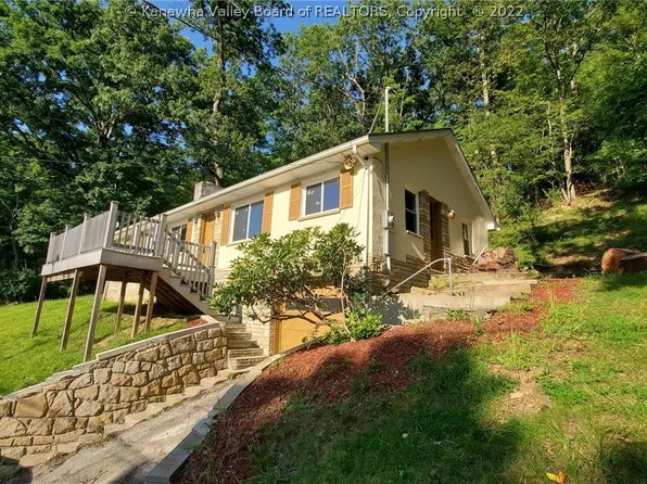 1538 Clark Rd, Charleston, WV 25314