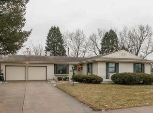 1617 W Benton St, Iowa City, IA 52246