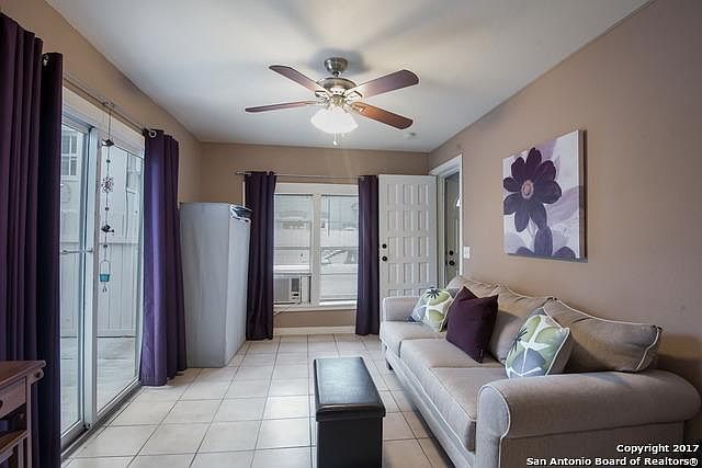 1st image of 107 W Ashby Pl #1