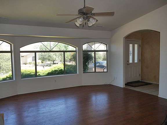 3rd image of 1295 Morning Glory Ln