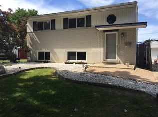 34486 Tonquish Trl, Westland, MI 48185