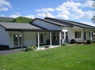 12240 N 226 Hwy, Bakersville, NC 28705