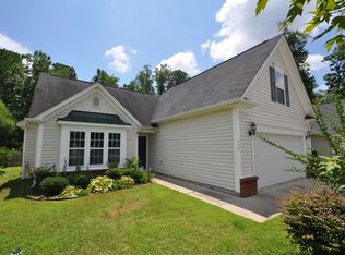 409 Braxman Ln, Holly Springs, NC 27540