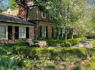 46274 Pickford St, Northville, MI
