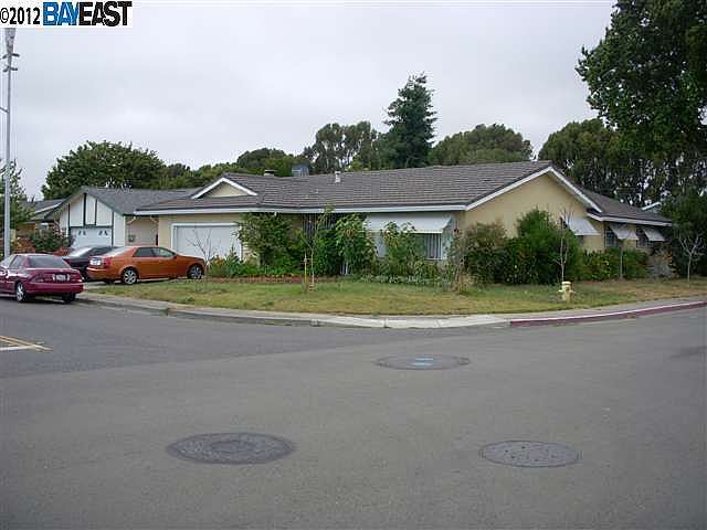 2nd image of 35000 Roberts St