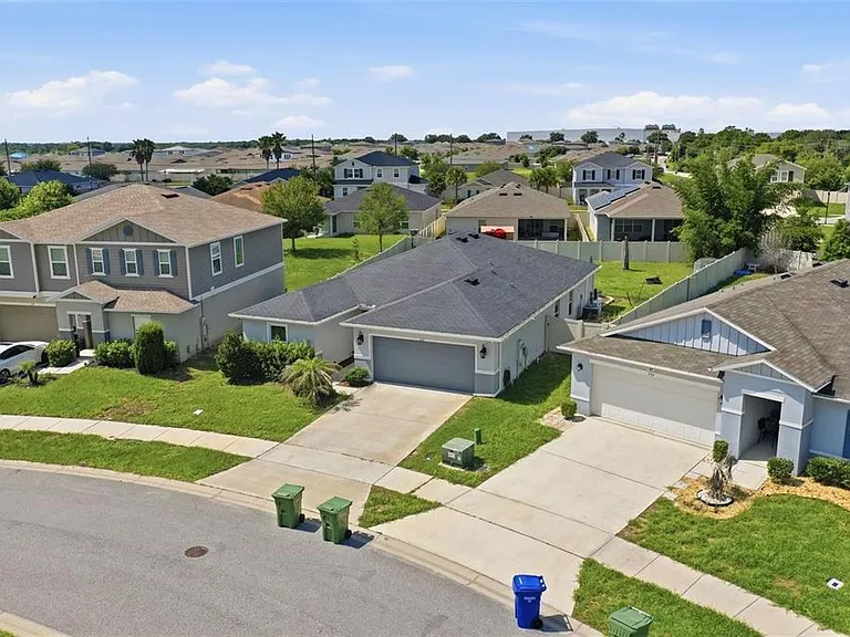 232 Lake Lucerne Way — Photo 29