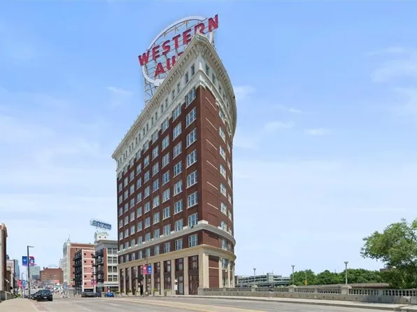 2107 Grand 909 Blvd, Kansas City, MO 64108