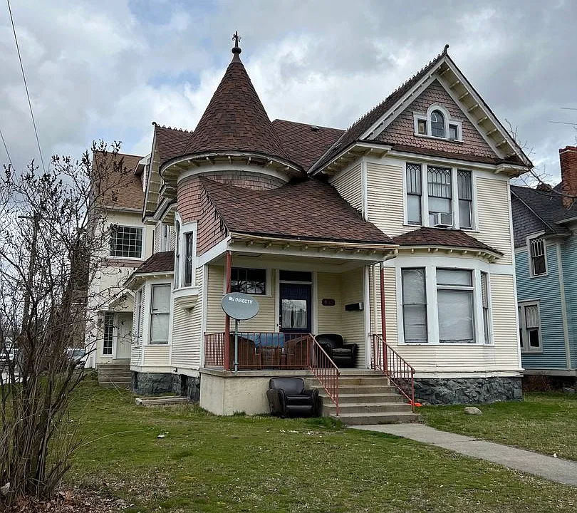 803 East Mission