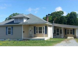 308 W C St, Erwin, NC 28339