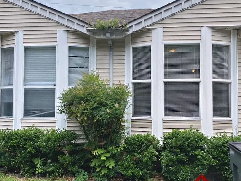 Hearthwood Apartments — Photo 31
