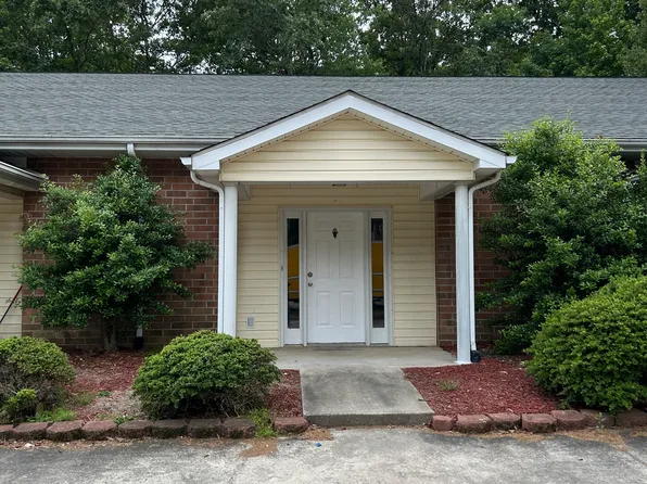 2118 Old Farmer Rd #B, Asheboro, NC 27205