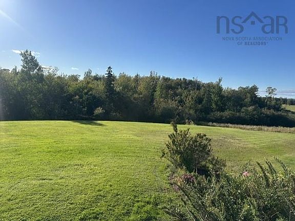 5th image of 29 Robertson Rd