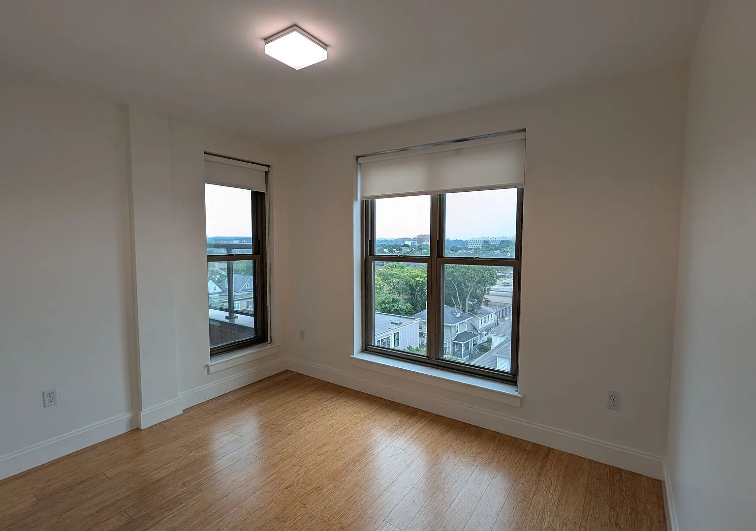 Luxury 2-bed/2bath near BU — Photo 3