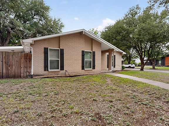 2nd image of 433 Solitude Dr