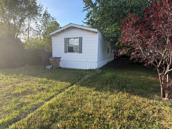 548 E Aetna Dr