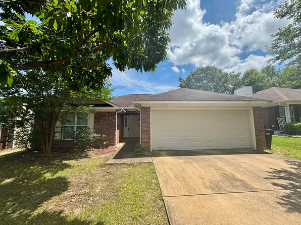 8028 Garrett Pines Dr, Midland, GA 31820