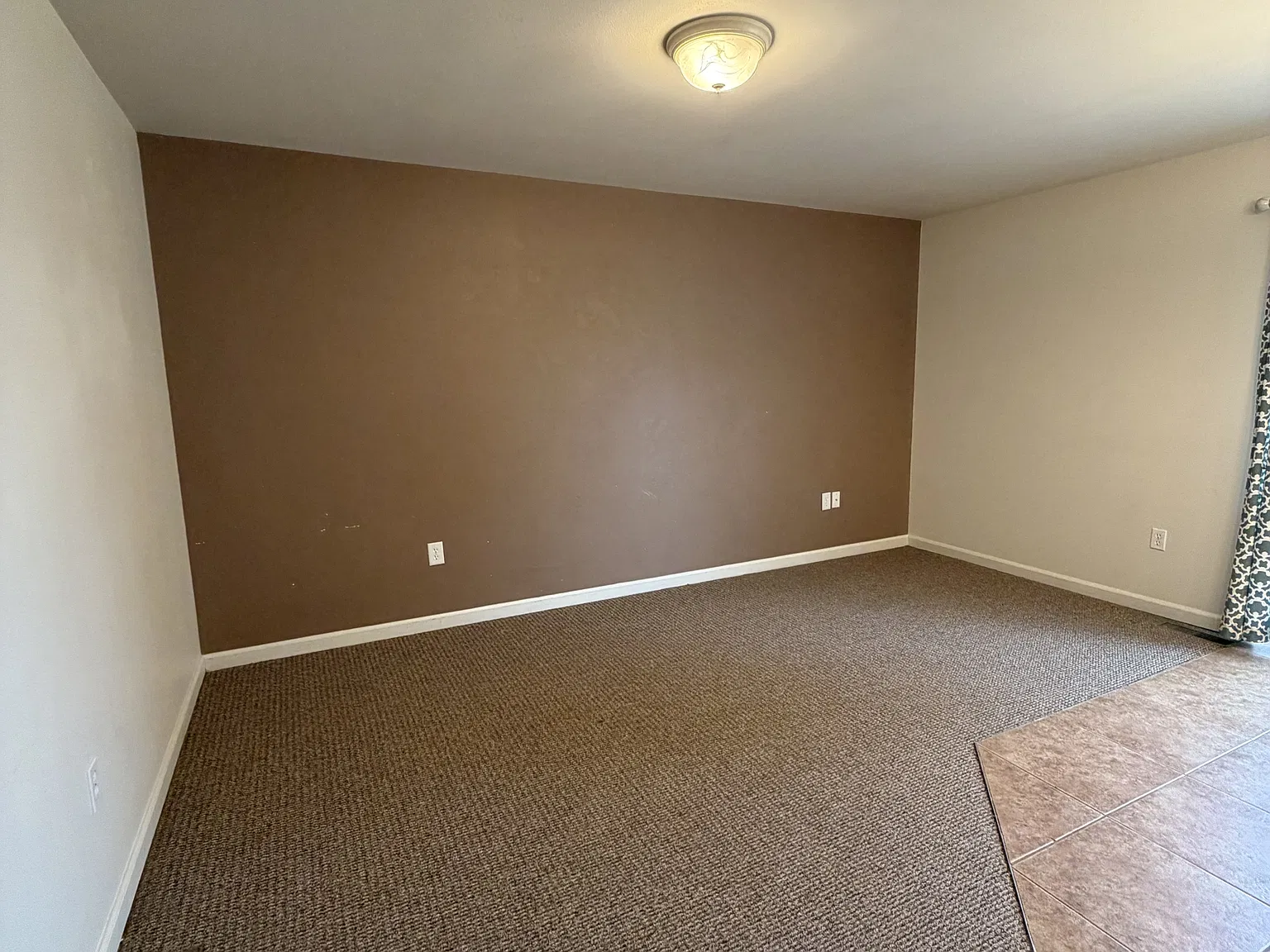 406 1st Street Southeast - B — Photo 3