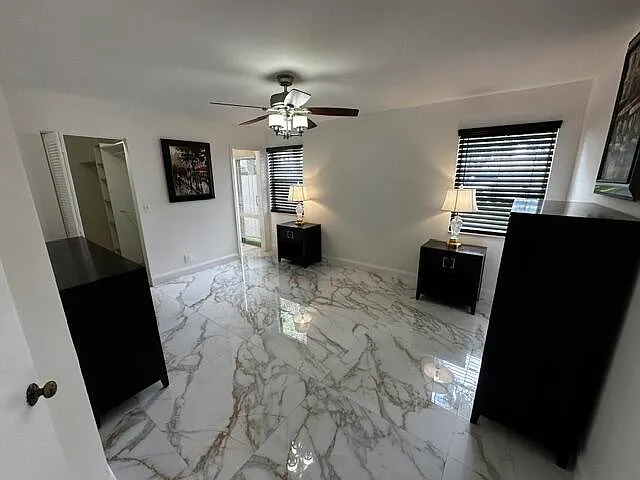2173 Discovery Cir W — Photo 11