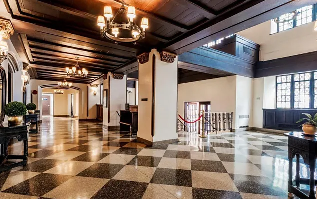 Rented by City Connections Realty | media 10