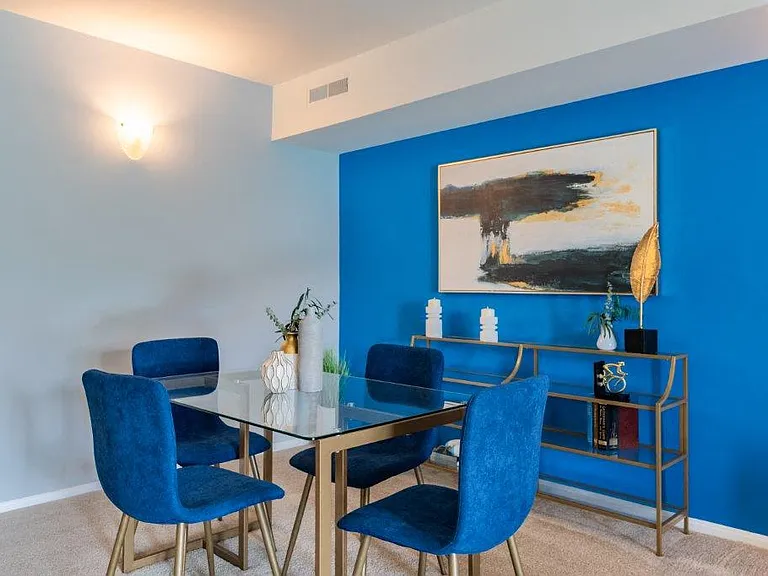 Lighthouse at Twin Lakes Apartment Homes — Photo 7