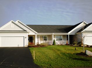 3801 Neptune Ln #7A, Syracuse, NY 13209