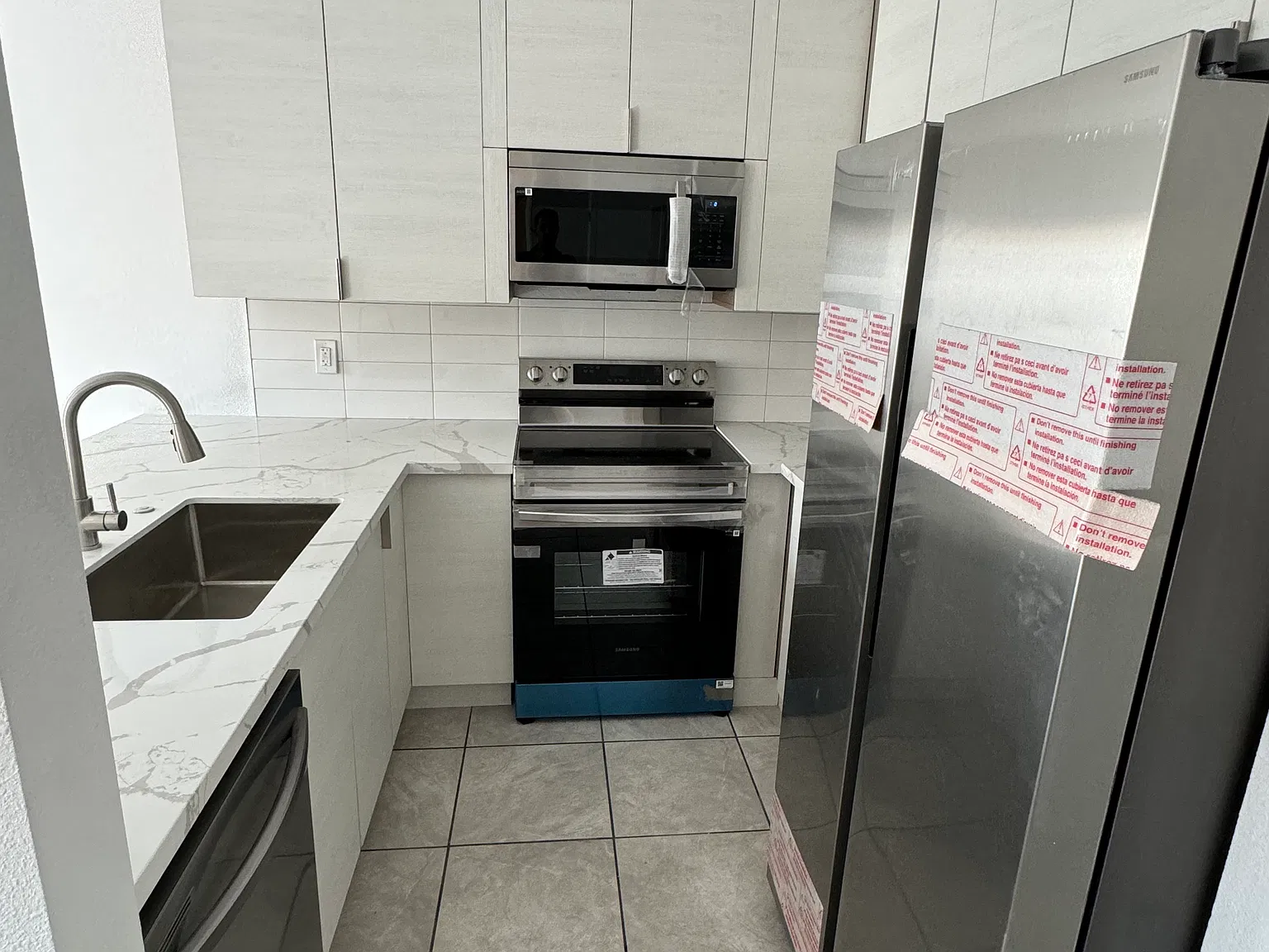 2 bed, 896 sqft, $2,500 — Photo 1