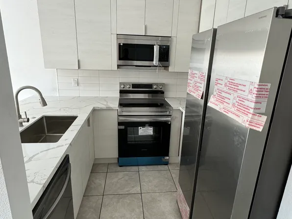 589 N Johnson Ave Unit 113, El Cajon, CA 92020