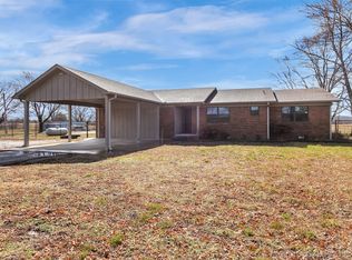 15902 E 500th Rd, Claremore, OK 74019