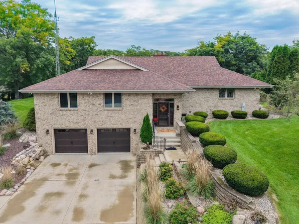 4707 376th AVENUE, Burlington, WI 53105